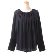 ストラネス STRENESSE タック使いブラウス ブラック 30% OFF
