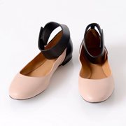 クロエ chloe ストラップフラットシューズ ラム バイカラー