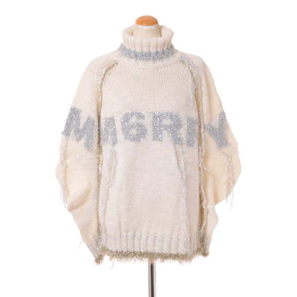 エムエムシックス メゾンマルジェラ (MM6 MAISON MARGIELA) ラメモール付きロゴインターシャタートルネックセーター ラメ糸ミックス ホワイトクリスマス