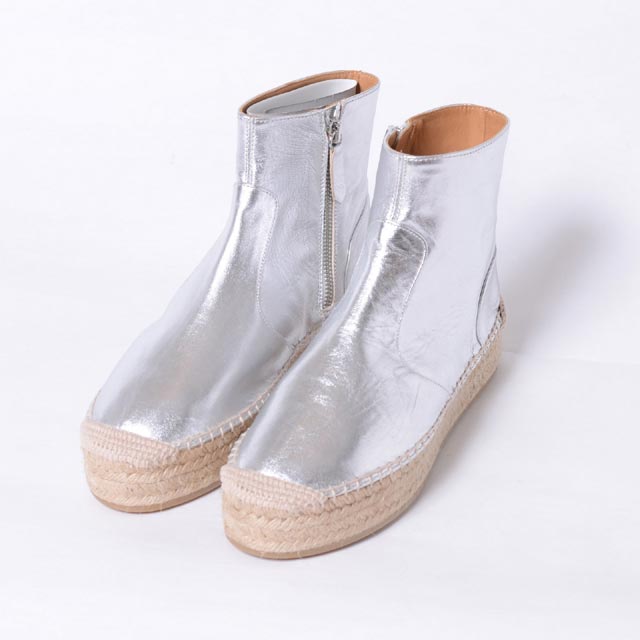 エムエムシックス メゾンマルジェラ (MM6 MAISON MARTIN MARGIELA