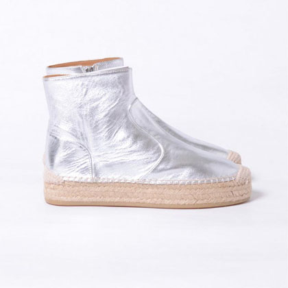 エムエムシックス メゾンマルジェラ (MM6 MAISON MARTIN MARGIELA) エスパニョール底ハイカットスニーカー レザー シルバー 20% OFF