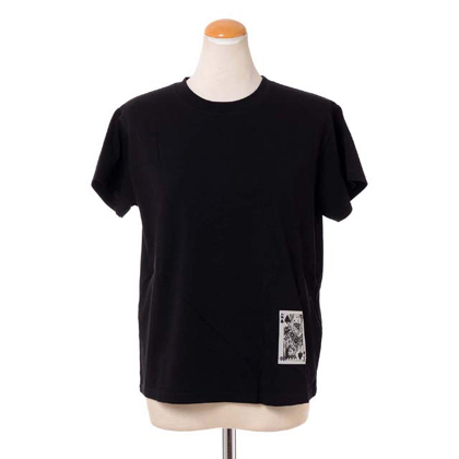 エムエムシックス メゾンマルジェラ (MM6 MAISON MARGIELA) ユニセックストランププリントTシャツ コットン ブラック